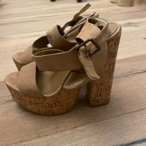 STEVE MADDEN Strappy Sandals